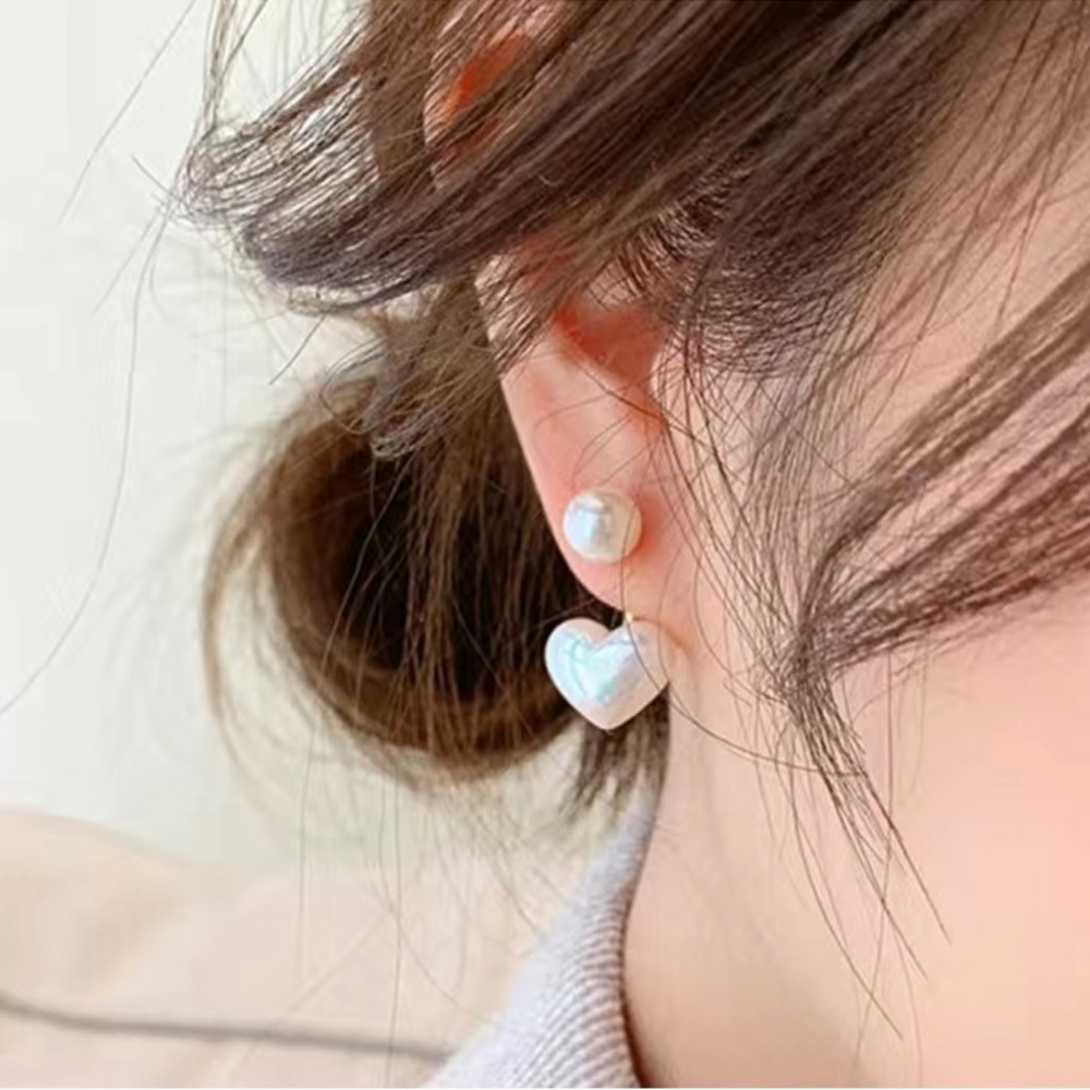 Heart Shaped Pearl Earrings - Picture 5 of 6